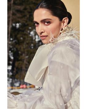 This all-white Roksanda pants and blouse with a dramatic bow around the neck and ruffled sleeves. (INSTAGRAM)