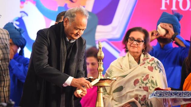 Chief Minister of Rajasthan Ashok Gehlot inaugurates the JLF in the presence of festival co-director Namita Gokhale. The festival, in its 13th edition, was described by Gehlot as “pride of Rajasthan” and “Sahitya Ka Mahakumbh”. During the event, he paid tribute to Rajasthani poet Vijaydan Detha, and unveiled “Bijji: Timeless Tales from Marwar”, an English translation of the late poet’s works. (Raj K Raj / HT Photo) Chief Minister of Rajasthan Ashok Gehlot inaugurates the JLF in the presence of festival co-director Namita Gokhale. The festival, in its 13th edition, was described by Gehlot as “pride of Rajasthan” and “Sahitya Ka Mahakumbh”. During the event, he paid tribute to Rajasthani poet Vijaydan Detha, and unveiled “Bijji: Timeless Tales from Marwar”, an English translation of the late poet’s works. (Raj K Raj / HT Photo)