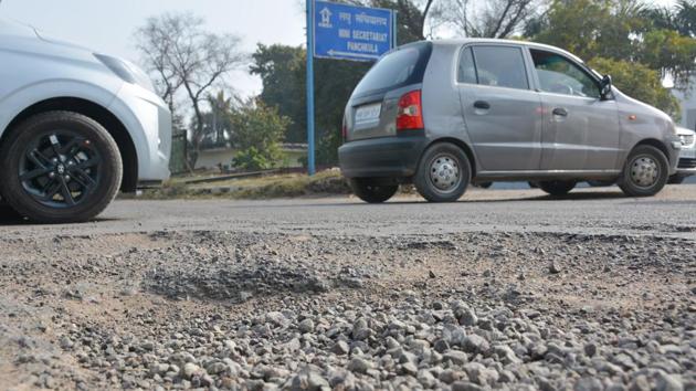 Sector 1/2 (in pic), 1/6, 7/8, 7/18 and 20/21 roads in Panchkula are to be repaired first.(Sant Arora/HT)