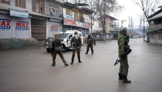 Police personnel patrol in the Nowgam area of Srinagar.(ANI File Photo) Police personnel patrol in the Nowgam area of Srinagar.(ANI File Photo)