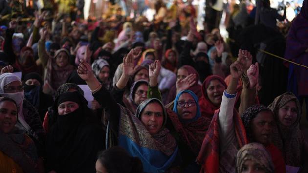 Women sloganeering during a protest against CAA, NRC and NPR at Shaheen Bagh, near Kalindi Kunj in New Delhi on January 21, 2020.(Burhaan Kinu/HT File Photo) Women sloganeering during a protest against CAA, NRC and NPR at Shaheen Bagh, near Kalindi Kunj in New Delhi on January 21, 2020.(Burhaan Kinu/HT File Photo)