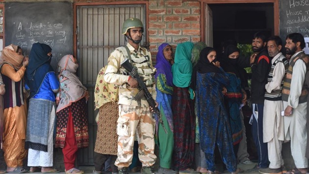Last year, polls were held for chairpersons of block development boards across J&K. (Waseem Andrabi/HT File Photo (Representative image)) Last year, polls were held for chairpersons of block development boards across J&K. (Waseem Andrabi/HT File Photo (Representative image))