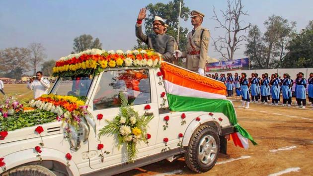 Dumka: Jharkhand Chief Minister Hemant Soren inspects a guard of honour during the 71st Republic Day celebrations at Dumka district of Jharkhand, Sunday, Jan. 26, 2020. (PTI Photo)t(PTI1_26_2020_000045B) (PTI) 