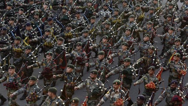 Defence personnel during the full dress rehearsal for the Beating Retreat ceremony at Raisina Hills. ‘Abide With Me’, a favourite hymn of Mahatma Gandhi, faced uncertainty earlier over its inclusion at the ceremonial event this year. (Sanjeev Verma / HT Photo) Defence personnel during the full dress rehearsal for the Beating Retreat ceremony at Raisina Hills. ‘Abide With Me’, a favourite hymn of Mahatma Gandhi, faced uncertainty earlier over its inclusion at the ceremonial event this year. (Sanjeev Verma / HT Photo)