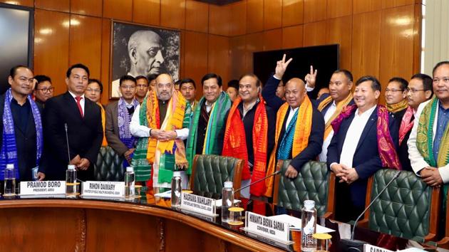 Union Home Minister Amit Shah presides over the signing of a historic agreement between Government of India, Government of Assam and Bodo representatives, to end the over 50-year old Bodo crisis, in New Delhi.(PTI) Union Home Minister Amit Shah presides over the signing of a historic agreement between Government of India, Government of Assam and Bodo representatives, to end the over 50-year old Bodo crisis, in New Delhi.(PTI)