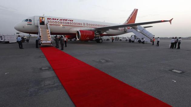 In this May 11, 2012, file photo, an Air India aircraft stands at the Indira Gandhi International airport in New Delhi, India.(Photo: AP) In this May 11, 2012, file photo, an Air India aircraft stands at the Indira Gandhi International airport in New Delhi, India.(Photo: AP)