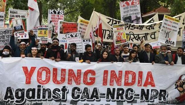 Students protest against Citizenship Amendment Act (CAA), National Population Register (NPR) and National Register of Citizens (NRC) at Jantar Mantar in New Delhi, January 20, 2020.(Biplov Bhuyan/HT Photo)