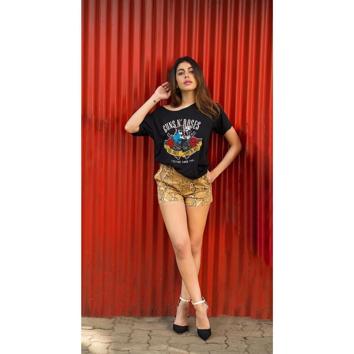 And for the female actors of Bollywood, Alaya said, “I’d marry Sara Ali Khan, hook up with Janhvi Kapoor and kill Ananya Panday.” You wouldn’t expect such brutal honesty from a newcomer, but this is surprisingly refreshing, and we love it. (INSTAGRAM) And for the female actors of Bollywood, Alaya said, “I’d marry Sara Ali Khan, hook up with Janhvi Kapoor and kill Ananya Panday.” You wouldn’t expect such brutal honesty from a newcomer, but this is surprisingly refreshing, and we love it. (INSTAGRAM)
