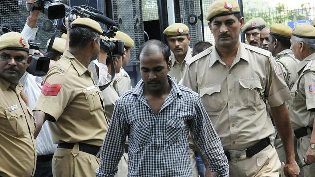 President Kovind had rejected Mukesh’s mercy petition on January 17 just four days after it was filed—the fastest decision ever on such a plea.(HT File) President Kovind had rejected Mukesh’s mercy petition on January 17 just four days after it was filed—the fastest decision ever on such a plea.(HT File)