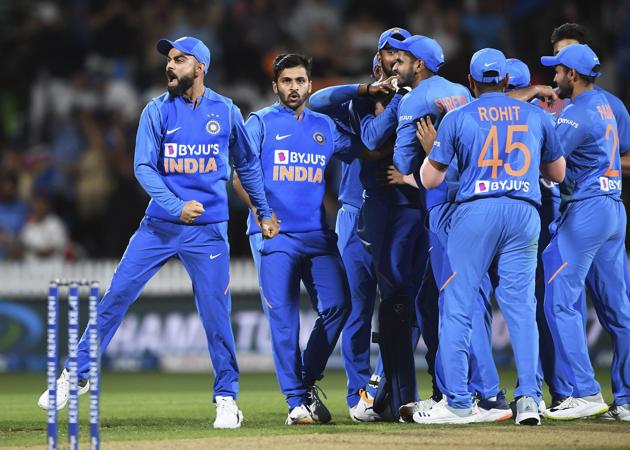 India captain Virat Kohli celebrates as the game is tied and goes to a super over during the Twenty/20 cricket international between India and New Zealand in Hamilton. (AP) India captain Virat Kohli celebrates as the game is tied and goes to a super over during the Twenty/20 cricket international between India and New Zealand in Hamilton. (AP)