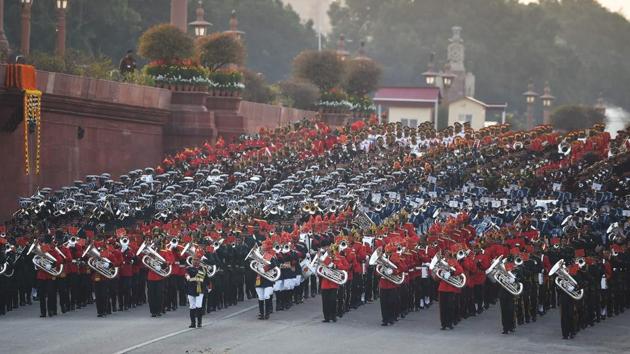 Marching bands from the armed forces perform during the Beating the Retreat ceremony in New Delhi on January 29, 2020. - The military ceremony is the culmination of the four-day long Republic Day celebrations and dates back to the days when troops disengaged themselves from battle at sunset.(AFP)