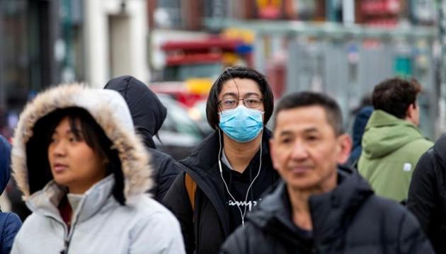 The number of confirmed cases in the new virus outbreak in China reached 5,974 on Wednesday(REUTERS)