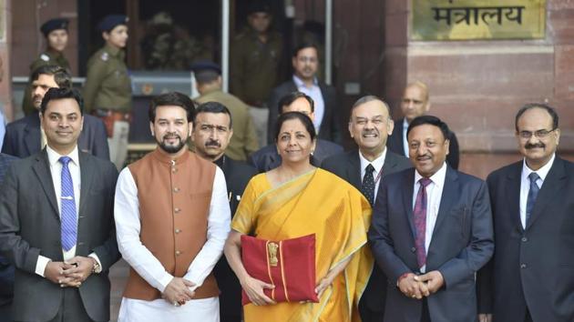 Finance Minister Nirmala Sitharaman with her team and bahi khata ahead of presenting the Budget.(Ajay Aggarwal/HT Photo)