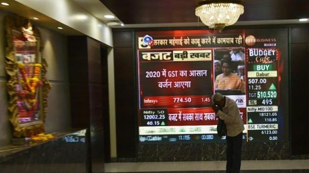 The live telecast of Budget 2020 speech of Finance Minister Nirmala Sitharaman at the Bombay Stock Exchange (BSE) on Saturday.(Anshuman Poyrekar/HT Photo)