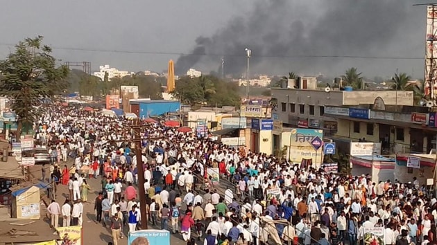 Violence in Koregaon Bhima in Pune on January 1, 2018.(HT photo) Violence in Koregaon Bhima in Pune on January 1, 2018.(HT photo)