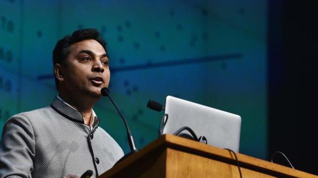 Chief Economic Advisor KV Subramanian during press conference on Economic Survey 2019 - 2020 at Media Centre, in New Delhi on Friday. (Vipin Kumar /HT File PHOTO) Chief Economic Advisor KV Subramanian during press conference on Economic Survey 2019 - 2020 at Media Centre, in New Delhi on Friday. (Vipin Kumar /HT File PHOTO)