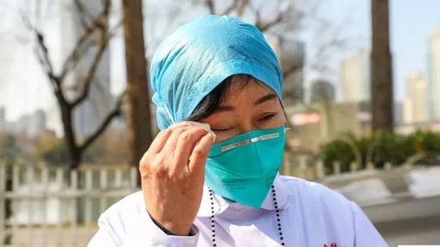 Zhang Jixian is the director of the Respiratory and Critical Care department of the Hubei provincial hospital. (YANGTZE RIVER DAILY PHOTO.) Zhang Jixian is the director of the Respiratory and Critical Care department of the Hubei provincial hospital. (YANGTZE RIVER DAILY PHOTO.)