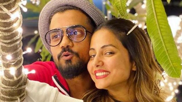 Hina Khan poses with Rocky Jaiswal.