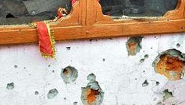 There have been several incidents of ceasefire violations in the last two months in Uri, Gurez and Keran sectors along the LoC. (HT File / Representational Photo) There have been several incidents of ceasefire violations in the last two months in Uri, Gurez and Keran sectors along the LoC. (HT File / Representational Photo)