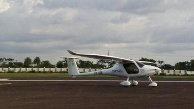 The glider crashed during take off Monday evening. (Representative image/HT Photo) The glider crashed during take off Monday evening. (Representative image/HT Photo)