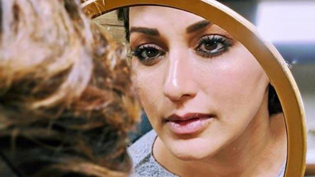 Sonali Bendre announced in 2018 that she had been diagnosed with cancer.