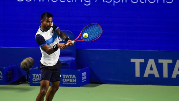 Sumit Nagal of India in action against V.Troicki of Serbia in the first round of the Tata Open Maharashtra on Monday, at Shiv Chhatrapati Sports Complex. (Sanket Wankhade/HT PHOTO) Sumit Nagal of India in action against V.Troicki of Serbia in the first round of the Tata Open Maharashtra on Monday, at Shiv Chhatrapati Sports Complex. (Sanket Wankhade/HT PHOTO)