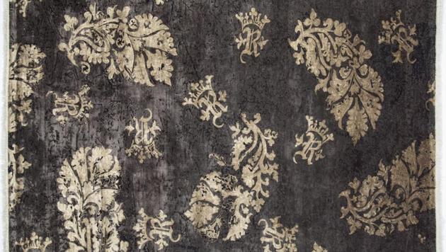 The craftsmanship is vibrant with exquisite embroidery, intricate weaves and asymmetrical designs - all tirelessly put in place by weavers from Mirzapur in Uttar Pradesh.