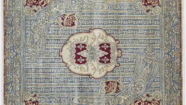 All carpet designs synergize into a holistic vision of luxury rooted in the old-world regalia of Rajasthan.