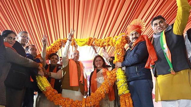 Union Home Minister Amit Shah addresses an election rally ahead of the Delhi Assembly Elections in New Delhi. Shah, who has piloted the party’s campaign, did three road shows in different parts of the city, and attacked the AAP for “false promises, appeasement and anarchy”. (ANI Photo)