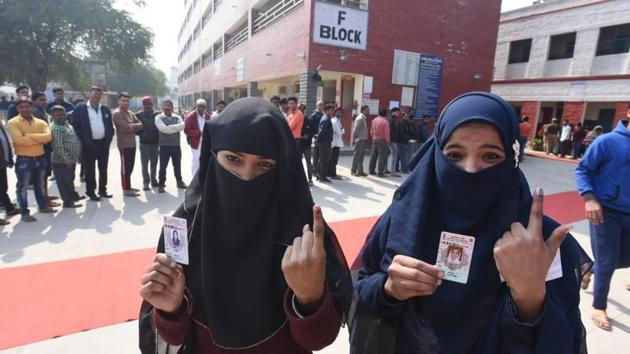 Young voters at Karawal Nagar constituency after casting their vote. (S Mehta/HT Photos) Young voters at Karawal Nagar constituency after casting their vote. (S Mehta/HT Photos)