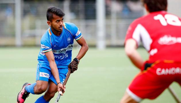 Vivek Sagar Prasad in action.(Frank Uijlenbroek/Hockey India)