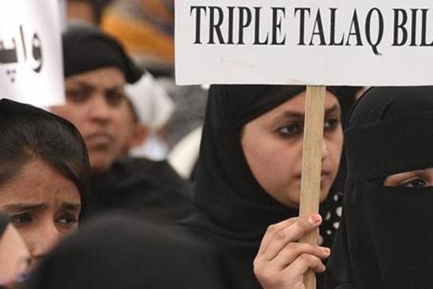 Muslim women protest against Triple Talaq Bill at Ramlila Ground in New Delhi. Image used for representational purpose only. (Raj K Raj/HT PHOTO) Muslim women protest against Triple Talaq Bill at Ramlila Ground in New Delhi. Image used for representational purpose only. (Raj K Raj/HT PHOTO)