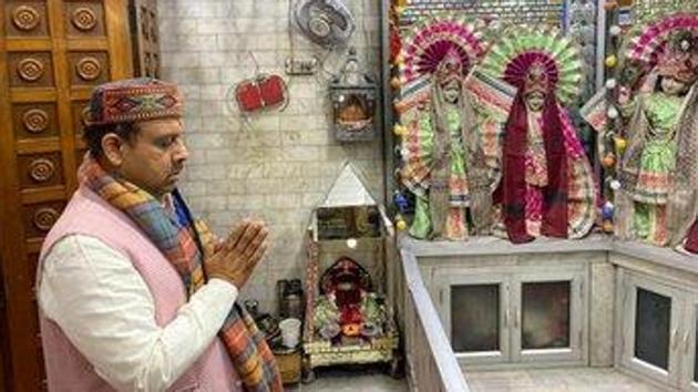 Vijender Gupta is back in lead after trailing the AAP candidate for close to two hours as counting for Delhi assembly poll continues(Courtesy-Twitter-@Gupta_Vijender) Vijender Gupta is back in lead after trailing the AAP candidate for close to two hours as counting for Delhi assembly poll continues(Courtesy-Twitter-@Gupta_Vijender)
