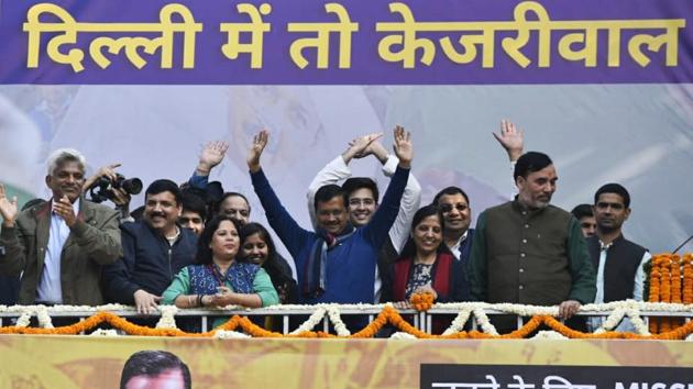 After at least 10 rounds of counting of votes for Delhi assembly polls, trends reflected a clear win for the ruling Aam Aadmi Party (AAP). Addressing people from the AAP office, Delhi chief minister Arvind Kejriwal expressed his “love” for Delhiites who have overwhelmingly voted in the party’s favour. “Dilli walon ghazab kar diya aap logon ne! I love you,” he said. (Sanjeev Verma / HT Photo)