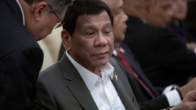 Philippine President Rodrigo Duterte speaks with an official during his meeting with Chinese President Xi Jinping at the Diaoyutai State Guesthouse in Beijing.(REUTERS) Philippine President Rodrigo Duterte speaks with an official during his meeting with Chinese President Xi Jinping at the Diaoyutai State Guesthouse in Beijing.(REUTERS)
