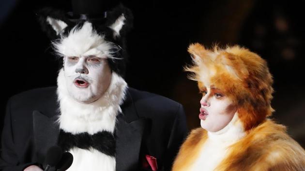 James Corden and Rebel Wilson in Cats costumes present the Oscar for Best Visual Effects at the 92nd Academy Awards in Hollywood, Los Angeles.(REUTERS)