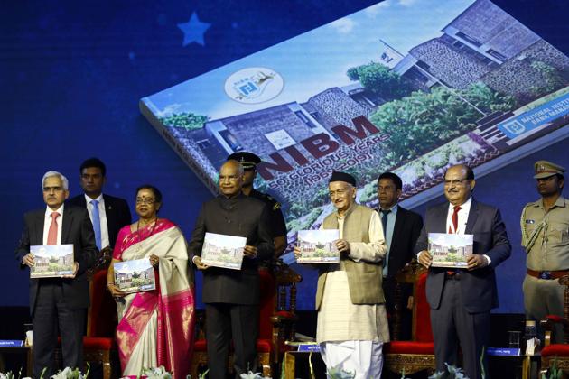 (From left) Reserve Bank of India governor Shaktikanta Das; Savita Kovind, wife of President Kovind; Ram Nath Kovind, President of India and Maharashtra governor Bhagat Singh Koshyari during the golden jubilee celebration of the National Institute of Bank Management on Wednesday. (Rahul Raut/HT) (From left) Reserve Bank of India governor Shaktikanta Das; Savita Kovind, wife of President Kovind; Ram Nath Kovind, President of India and Maharashtra governor Bhagat Singh Koshyari during the golden jubilee celebration of the National Institute of Bank Management on Wednesday. (Rahul Raut/HT)