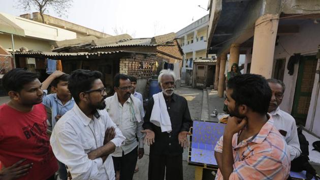 Bhalabhai Makwana’s relatives at his home. Joe Fresh officials said they believe one of their approved suppliers had purchased denim from Nandan. Zara’s parent company Inditex said Nandan has produced jeans for one of its brands. The sister company, Nandan Terry supplies to stores including Walmart and H&M, according to ImportGenius shipping records. Those corporations said they would look into the situation. (Ajit Solanki / AP)