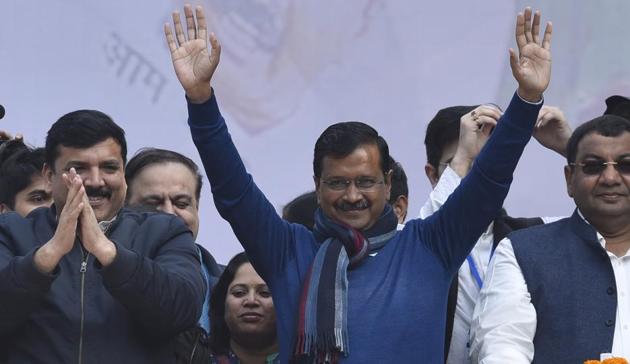 Delhi Chief Minister and leader of Aam Aadmi Party (AAP) Arvind Kejriwal at a gathering of party workers celebrating the party’s victory in Delhi Assembly Election, New Delhi, Tuesday, February 11, 2020. (Sanjeev Verma/HT Photo) Delhi Chief Minister and leader of Aam Aadmi Party (AAP) Arvind Kejriwal at a gathering of party workers celebrating the party’s victory in Delhi Assembly Election, New Delhi, Tuesday, February 11, 2020. (Sanjeev Verma/HT Photo)
