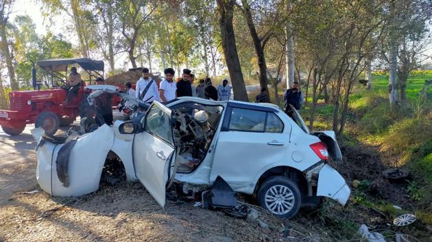 The victims were returning from a marriage function when the driver lost control over the car, which crashed into a tree near Kheri Sarfali village of Karnal district. The victims were returning from a marriage function when the driver lost control over the car, which crashed into a tree near Kheri Sarfali village of Karnal district.