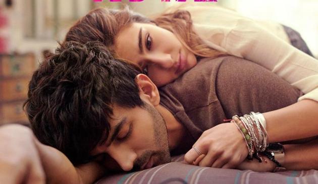 Love Aaj Kal review: Kartik Aaryan and Sara Ali Khan in a still from the movie.