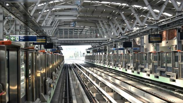 Train tracks seen at Sector V station. The first phase of the East-West Metro corridor connecting the Sector V of Salt Lake, the IT hub of the city, with the Salt Lake Stadium in the area. (Samir Jana / HT Photo)