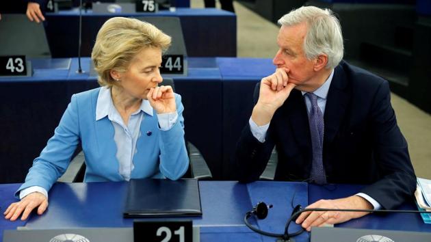 European Commission President Ursula von der Leyen and Michel Barnier, European Commission's Head of Task Force for Relations with the United Kingdom speak at the European Parliament ahead of a debate on the future partnership with the UK in Strasbourg, France. (Vincent Kessler / REUTERS)
