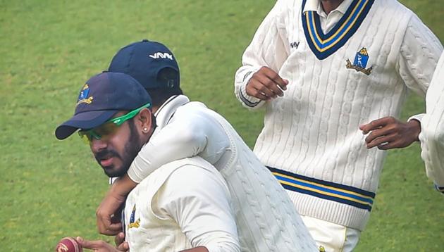 Bengal cricketer Manoj Tiwary celebrates with the teammates (PTI) Bengal cricketer Manoj Tiwary celebrates with the teammates (PTI)