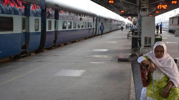 Indian Railways has around 8,400 group A service serving officers.(HT File Photo) Indian Railways has around 8,400 group A service serving officers.(HT File Photo)