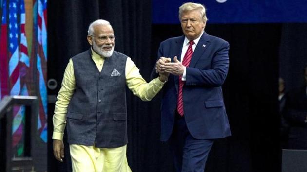 PM Narendra Modi with US President Donald Trump during the Howdy Modi Community Summit in Houston, Texas, US on September 22, 2019.(Bloomberg Photo)