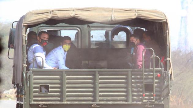 In Delhi, of the 4,705 passengers found asymptomatic, a maximum of 1,249 of those were residents of West Delhi district, while 1,073 people lived in Central Delhi. (Yogendra Kumar/HT PHOTO/Representative Photo) In Delhi, of the 4,705 passengers found asymptomatic, a maximum of 1,249 of those were residents of West Delhi district, while 1,073 people lived in Central Delhi. (Yogendra Kumar/HT PHOTO/Representative Photo)