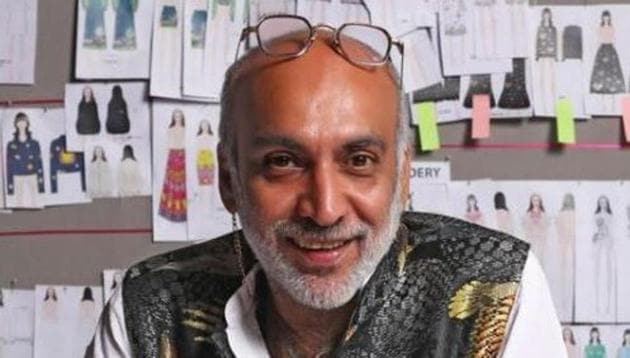 According to Manish Arora, it is important for an artiste to celebrate and promote love that is not confined in a boundary.