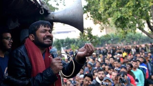 Former JNUSU president Kanhaiya Kumar addressing the students during a protest march from Mandi House to HRD Ministry, in New Delhi on January 9, 2020.(HT Photo)