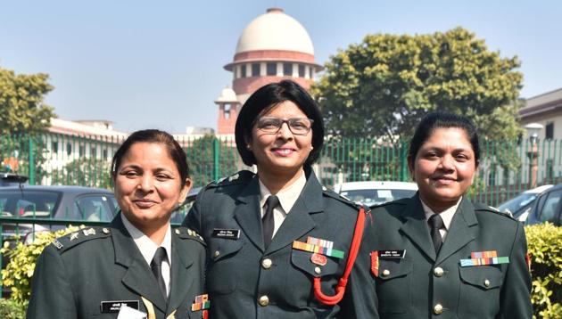 Lt. Col. Seema Singh (C) and other women army personnel after the apex court’s decision to apply permanent commission to all women officers in the Indian Army, at Supreme Court, in New Delhi on Monday.(Sanchit Khanna/HT PHOTO)